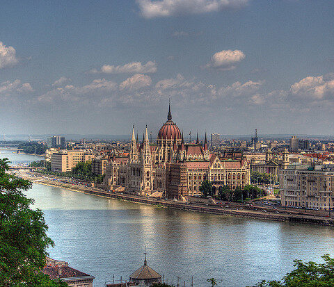 ПМЖ в Венгрии за инвестиции