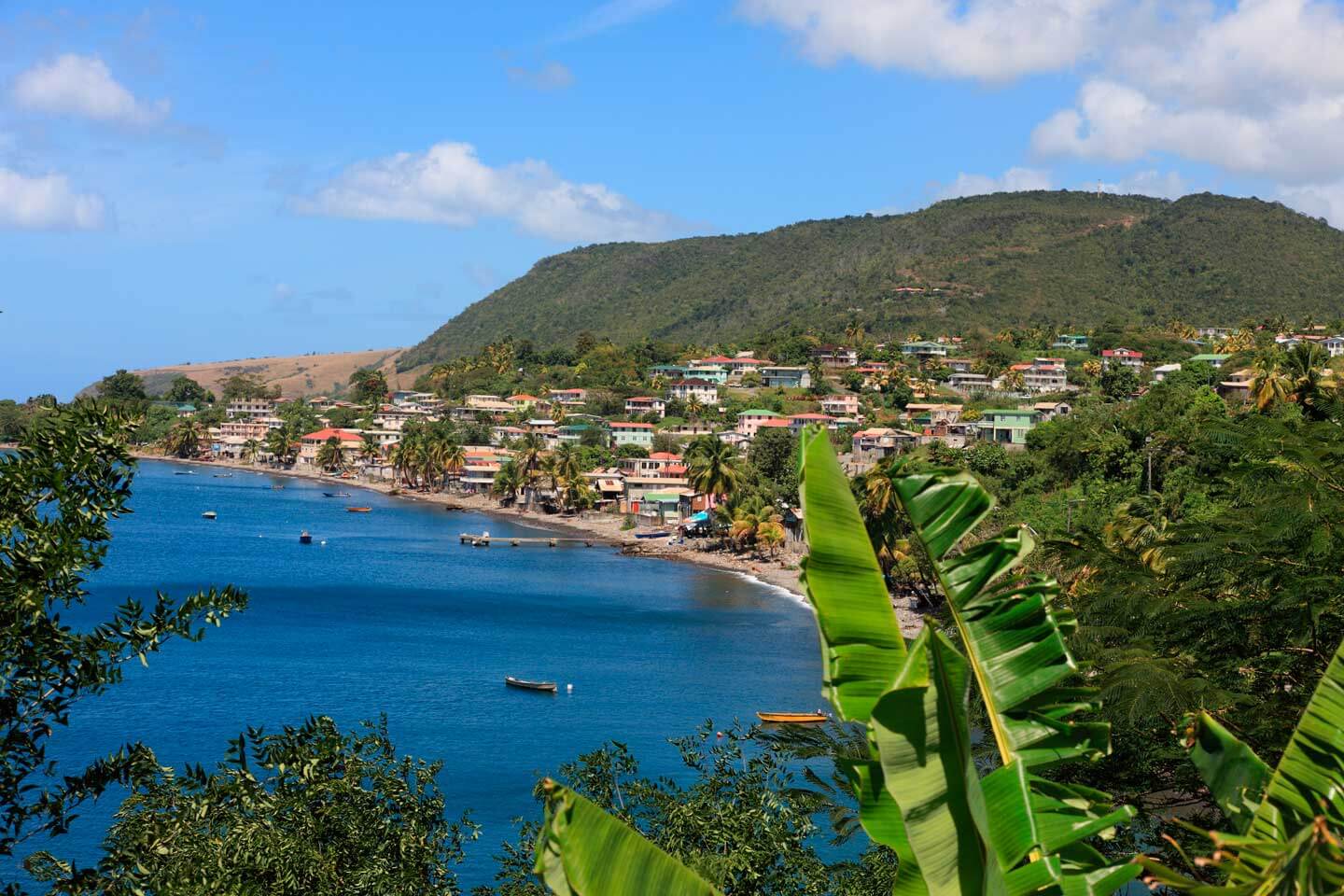 Доминика принимает антиофшорные законы