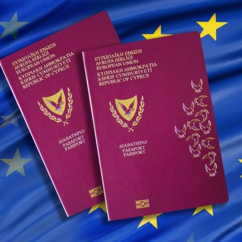 Кипр продолжает выдачу паспортов, Еврокомиссия угрожает судом