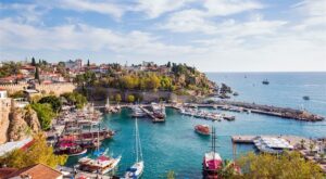 Россияне лидируют среди иностранных покупателей жилья в Турции