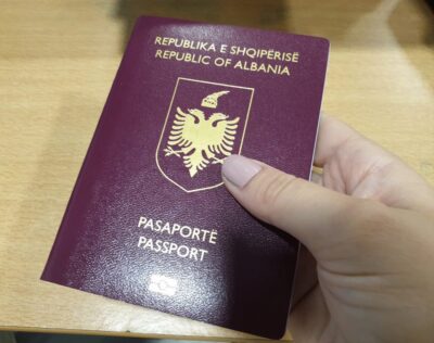 Албания отложила планы программы гражданства за инвестиции