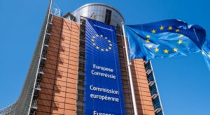 Комиссия ЕС хочет лишить владельцев инвестиционных паспортов доступа в Шенген